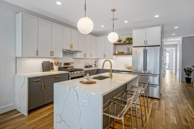 Foto del edificio - 77 Clerk St