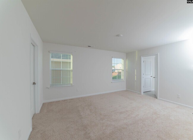 Foto del edificio - 204 Dunham Rd