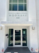 Building Photo - 500 NE 29th St