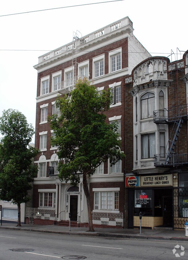 945 Larkin St - Randolph Apartments