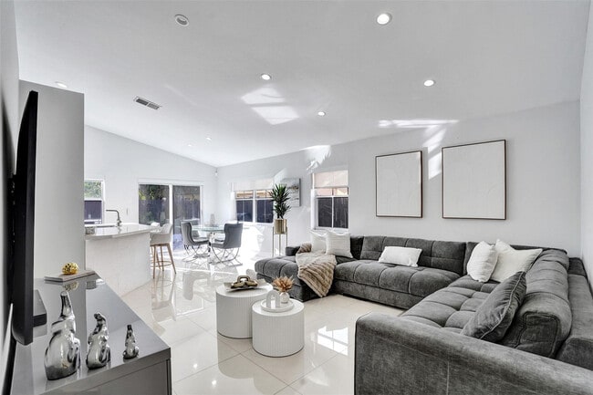 Foto del edificio - 1451 NW 47th Ave