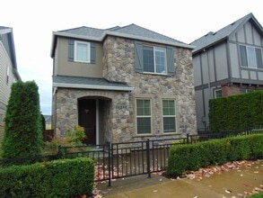 Building Photo - 16342 NW Rossetta St