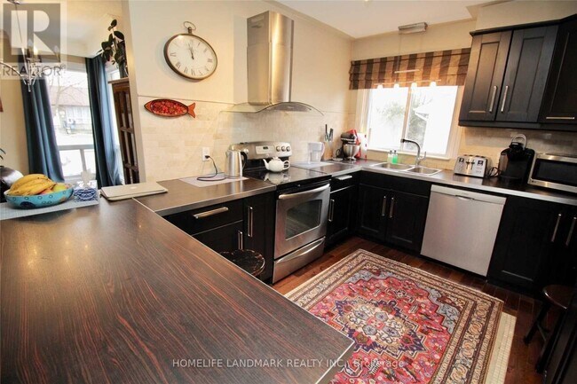 Photo du bâtiment - 348 Boisdale Ave