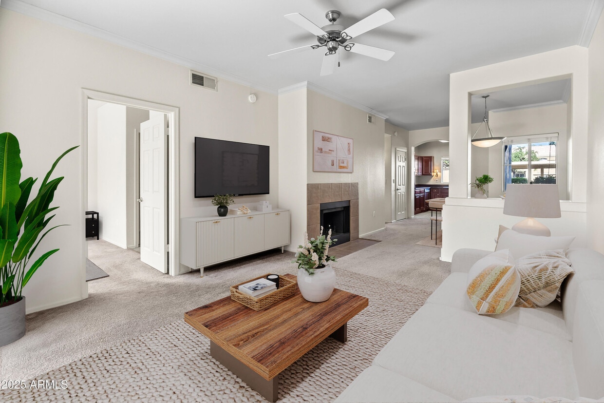 Foto principal - 5335 E Shea Blvd