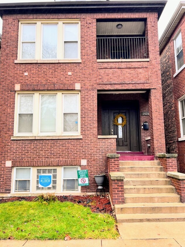Primary Photo - 2429 W 45th Pl