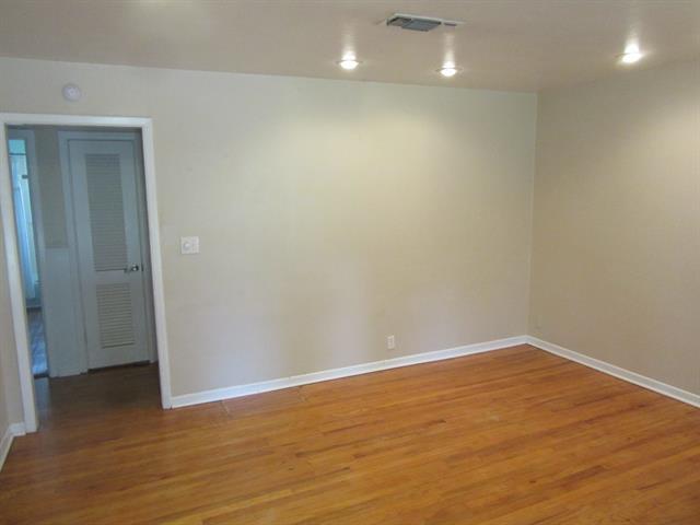 Building Photo - 2509 S 25th St