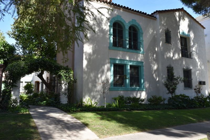 Foto principal - 652 Cloverdale Ave