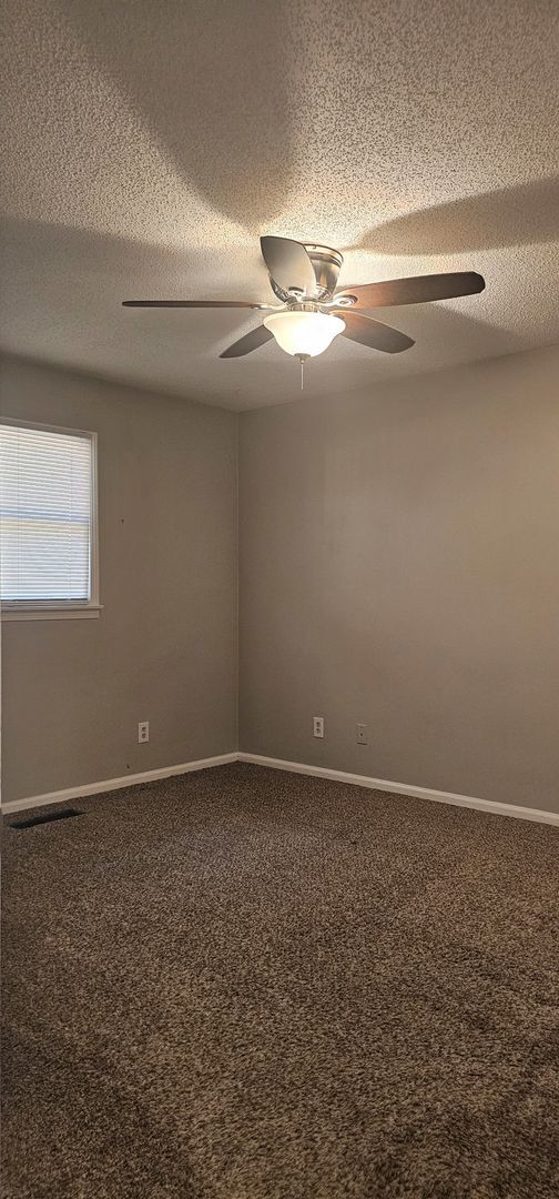 Foto del edificio - A - Ridgewood