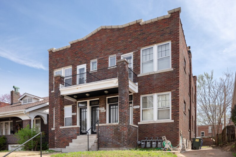 Primary Photo - 1028 Childress Ave