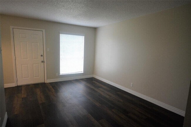 Building Photo - 19027 Old Guy Rd