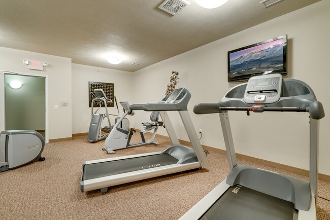 Gimnasio - Highland Shores Apartments