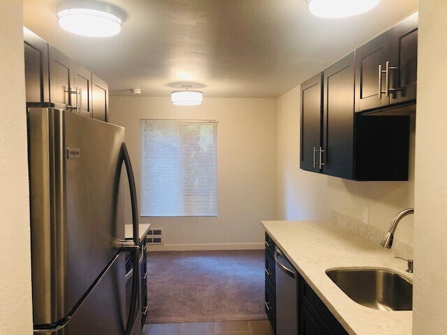 Building Photo - 12340 33rd Ave NE