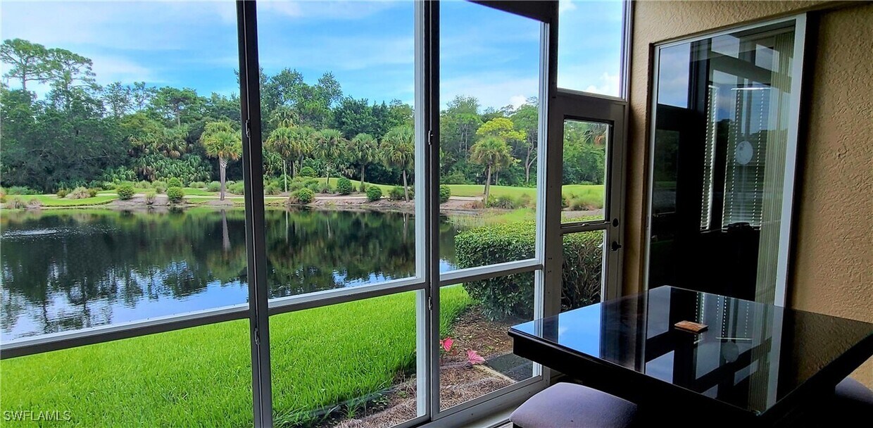Foto principal - 26190 Clarkston Dr