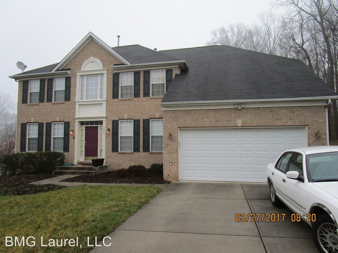 Primary Photo - 3005 Foxglove Way
