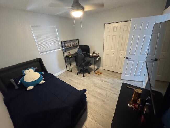 Foto del edificio - 4111 Carson St NE