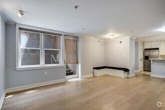 Building Photo - 1323 Clifton St NW