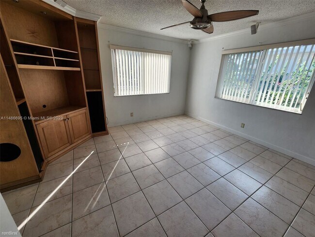 Foto del edificio - 3 br, 2 bath House - 2241 Jackson St Frnt