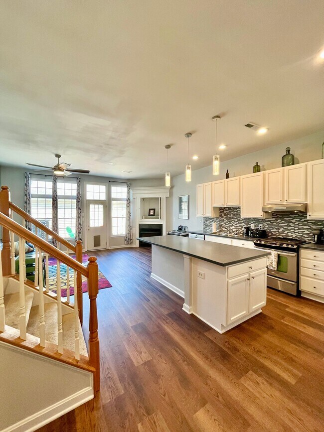 Foto del edificio - 42792 Cedar Hedge St
