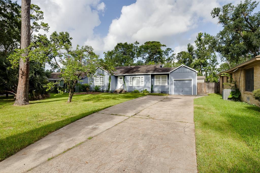 Foto principal - 5233 Brinkman St
