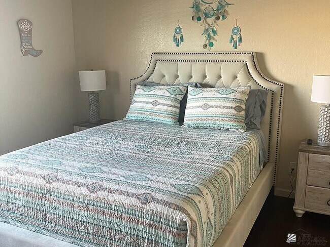 Building Photo - 3531 W 27th Ln