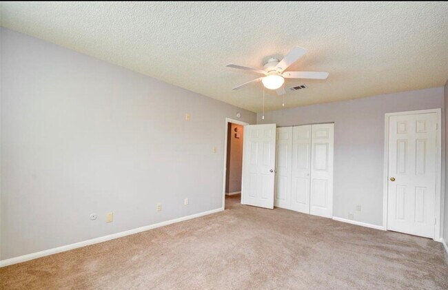 Foto del edificio - 10254 Hammerly Blvd