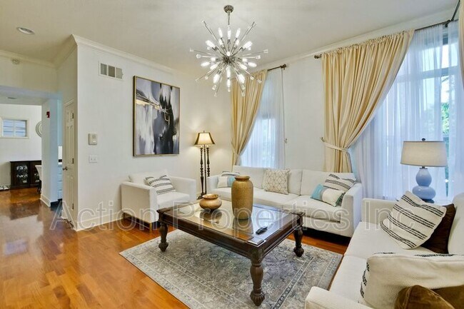 Foto del edificio - 230 Bryant St