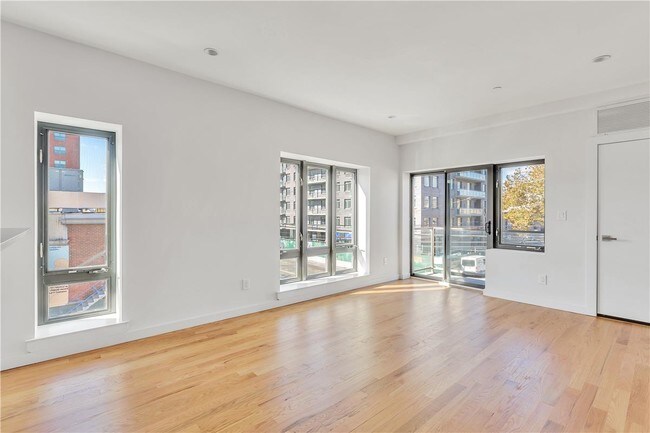 Building Photo - 3025 21st St