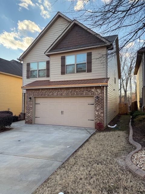 Building Photo - 313 Clover Brook Dr