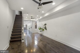 Building Photo - 1937 E Sergeant St