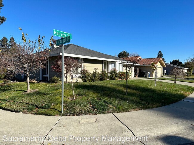 Building Photo - 2 br, 2 bath House - 815 Harvey Lane