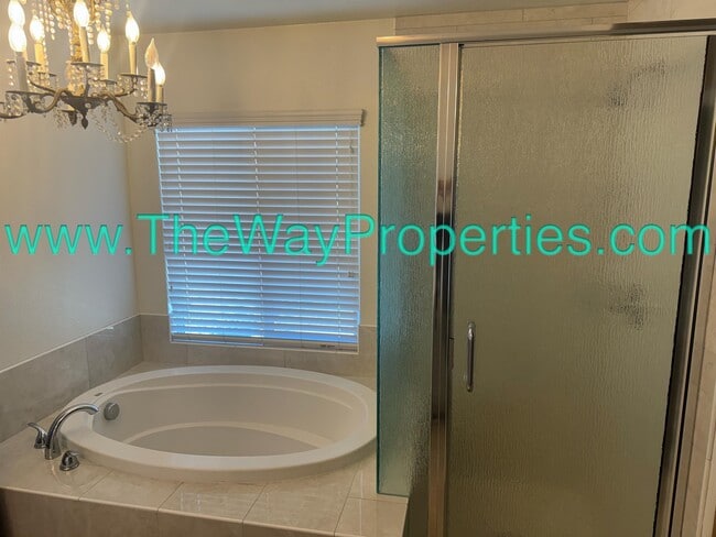 Building Photo - 9290 Ocotillo Ave