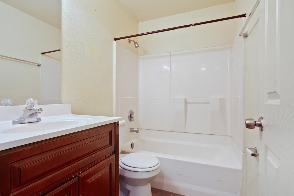 Primary Photo - Canalside Apartments