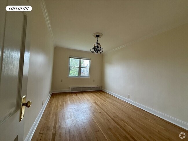 Building Photo - 48-10 28th Ave