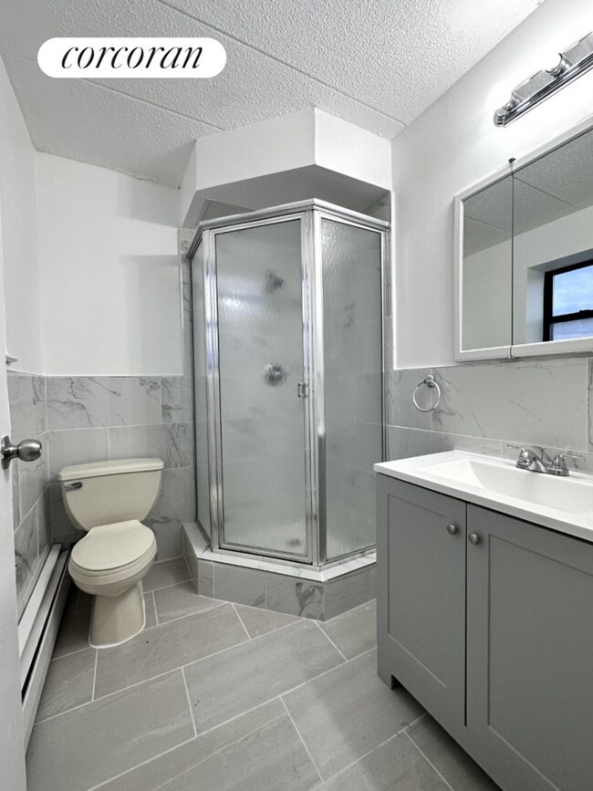 Foto del edificio - 9229 Queens Blvd