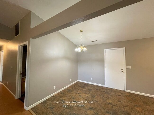 Building Photo - Newly Updated