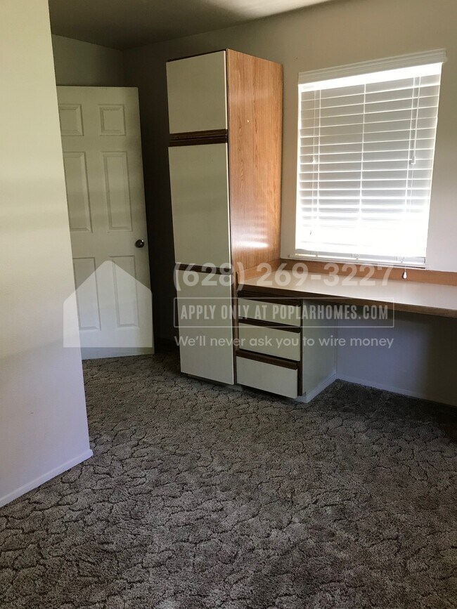 Foto del edificio - 45810 SE N Bend Way