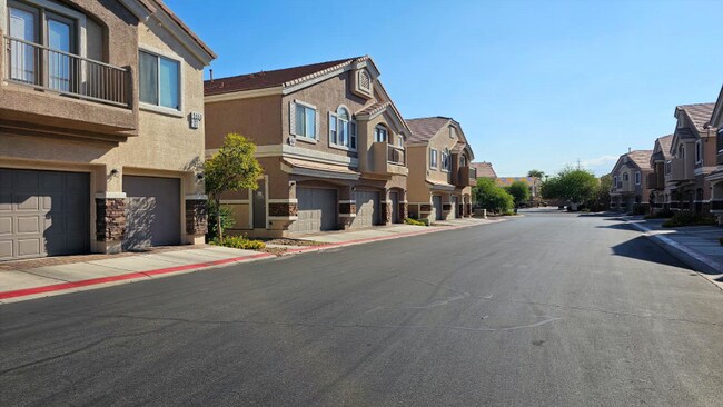 Foto del edificio - 5547 High Wager Way