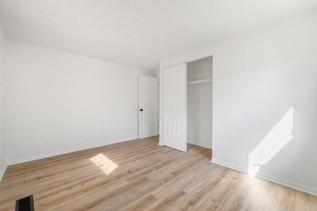 Foto del edificio - COMING SOON! Updated 3-Bedroom House