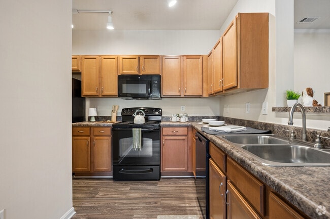 3BR, 2BA - 1,316SF - Kitchen - River Falls