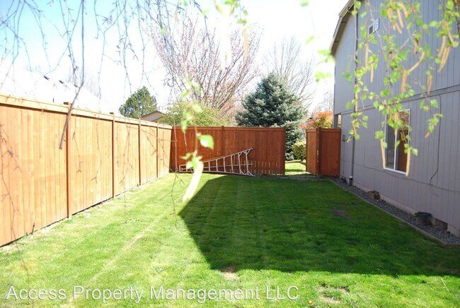 Foto del edificio - 2 br, 1.5 bath House - 975 SW Westvale