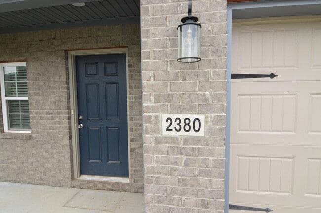 Photo - 2380 Geranium Ln House