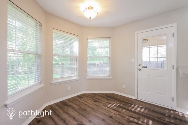 Building Photo - 1724 S Juniper Avenue