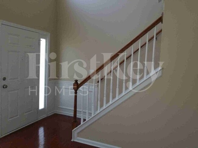 Building Photo - 8019 Bushy Creek Dr