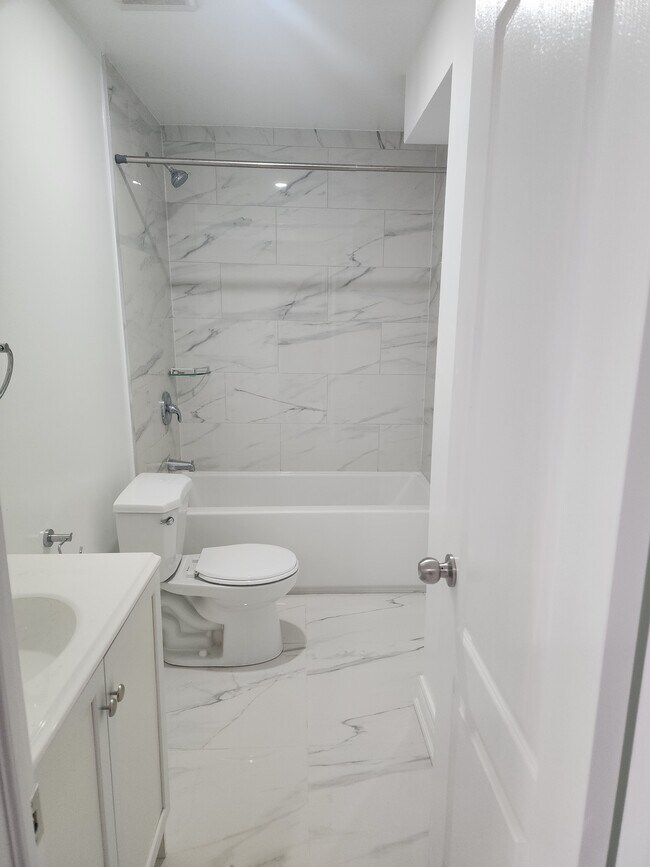 Toilettes principales - 183 Sharon Creek Dr