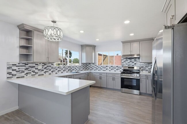 Foto del edificio - Centrally Located Property!