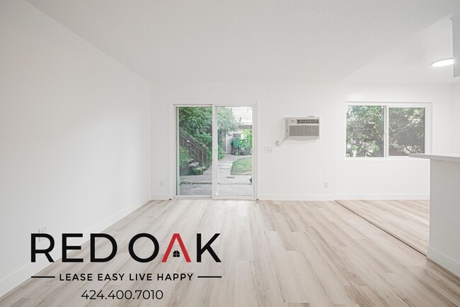 Building Photo - 211 S Ave 57