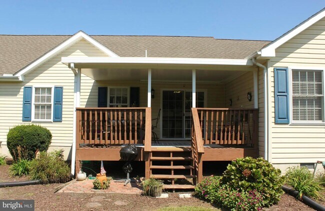 Foto del edificio - 1622 Forrest Ave