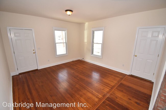 Building Photo - 209 Howe Ave