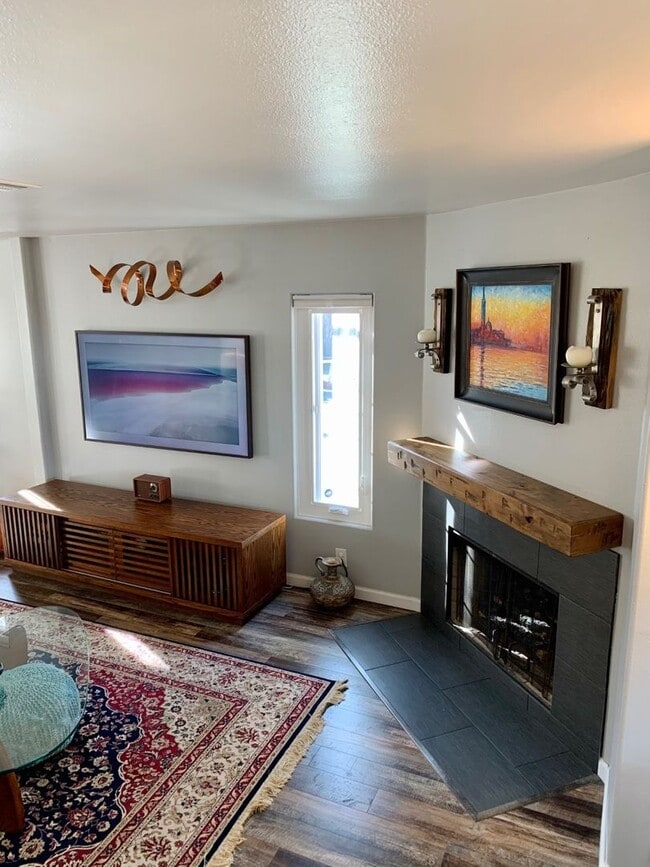 Foto del edificio - 3 bed updated OB townhome, near beach