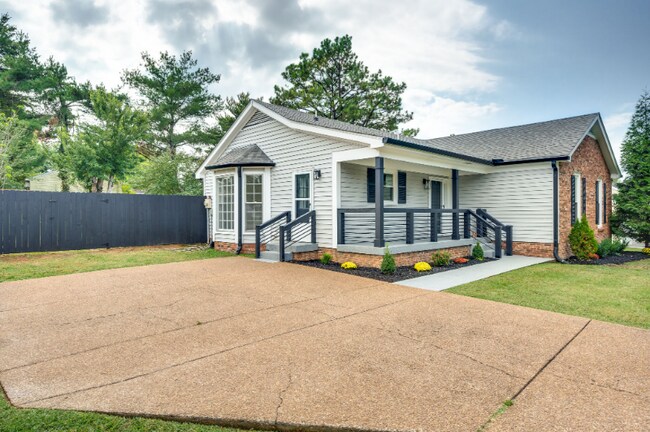 Foto del edificio - 520 Riverview Dr